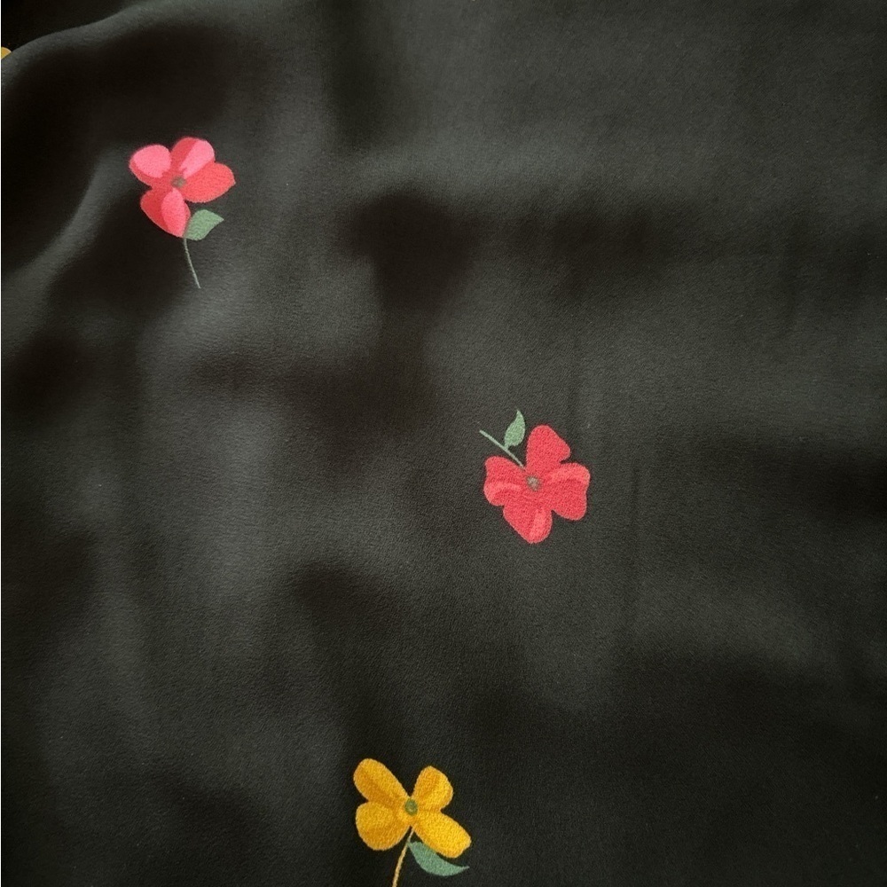 LOFT top, MP, black with yellow and red flowers , flutter sleeve and ruffles. - Picture 5 of 6